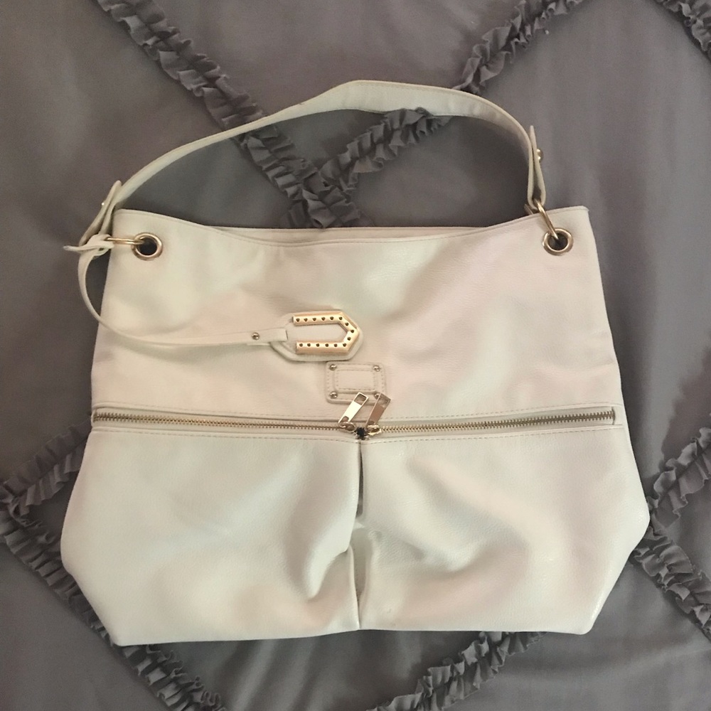 White leather shoulder bag